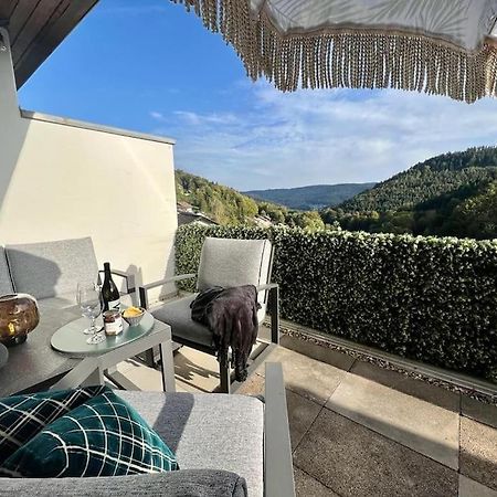 Wohnen Im Schwarzwald Mit Panoramablick Daire Bad Herrenalb Dış mekan fotoğraf